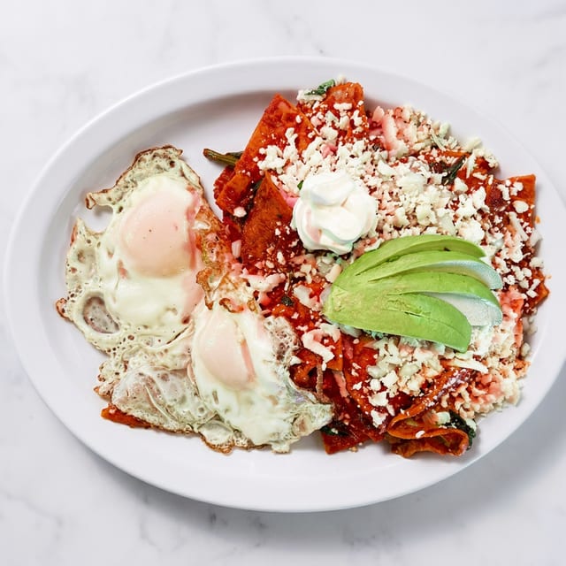 Chilaquiles: Huevo.